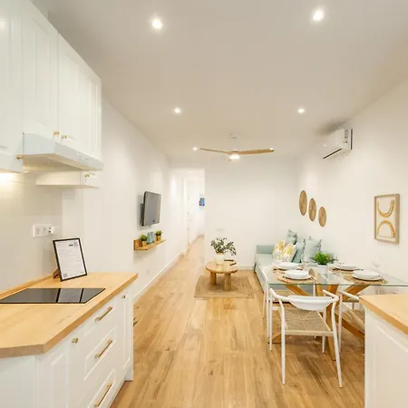 דירה Isg Triana 5 *