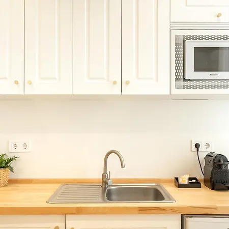 Isg Triana 1 Apartmán *
